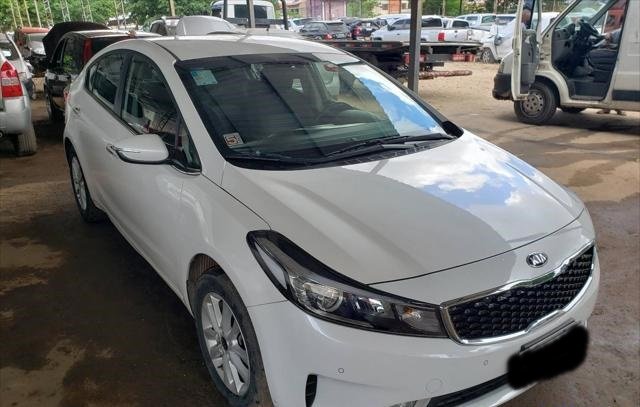 KIA CERATO SX 1.6 16V